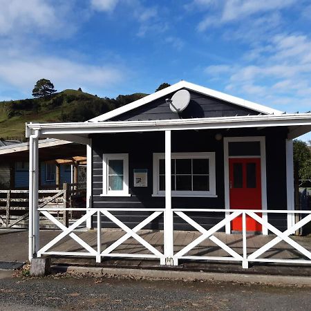 Whanga Butcher Shop Whangamomona Extérieur photo